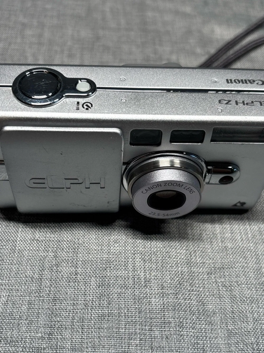 Canon ELPH Z3 Compact Point Shoot APS Camera W/FILM- TESTED